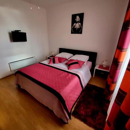 Apartment Lorna & Igor Zuvic Omišalj Eksteriør billede